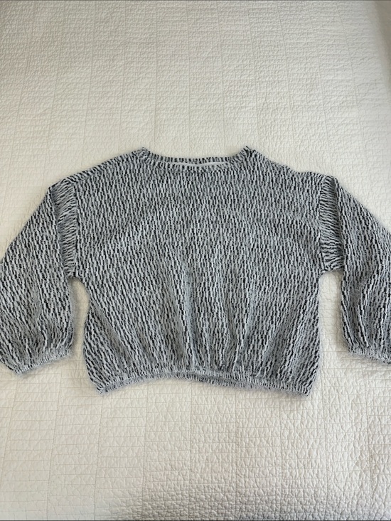 Jennifer Lopez Sweaters - Jennifer Lopez Large Lightweight Black &White Knit Pullover Sweater